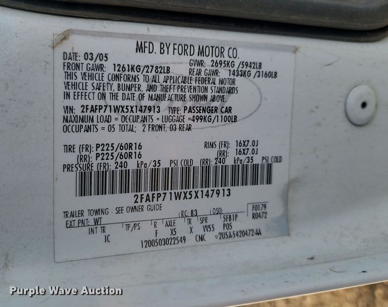 image for item KU9020 2005 Ford Crown Victoria Police Interceptor