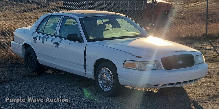 image for item KU9021 2001 Ford Crown Victoria Police Interceptor