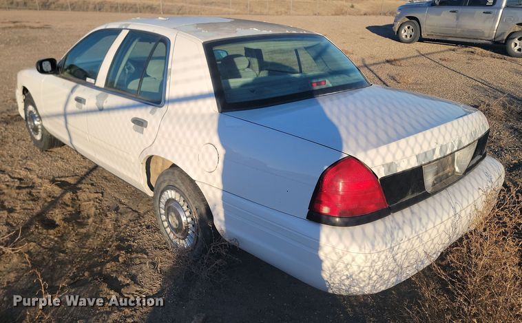 image for item KU9021 2001 Ford Crown Victoria Police Interceptor