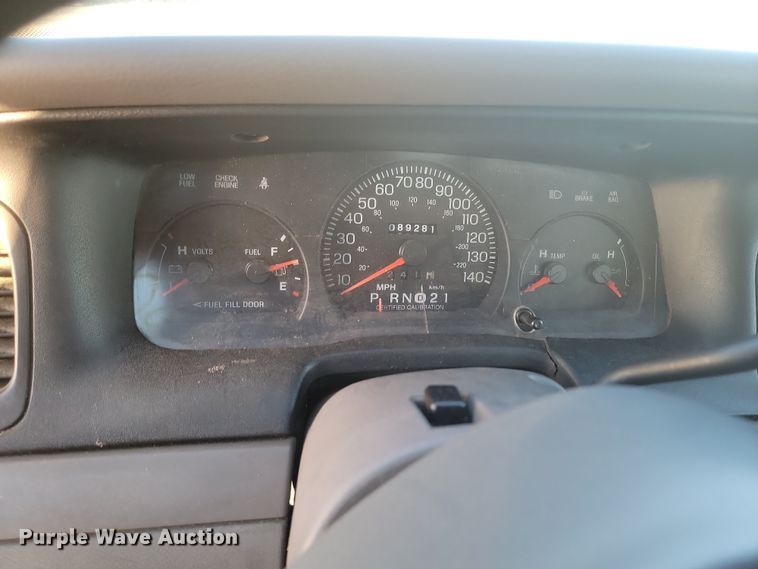 image for item KU9021 2001 Ford Crown Victoria Police Interceptor