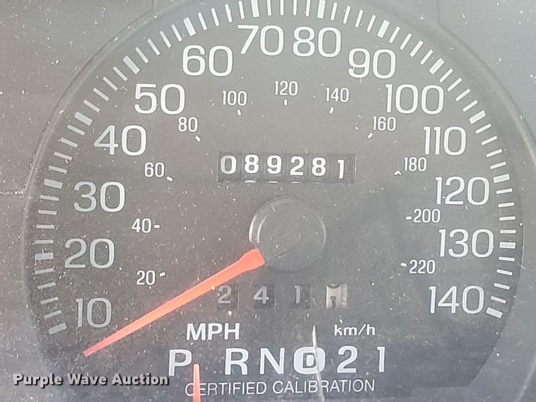 image for item KU9021 2001 Ford Crown Victoria Police Interceptor