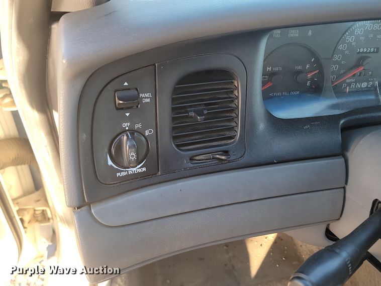 image for item KU9021 2001 Ford Crown Victoria Police Interceptor