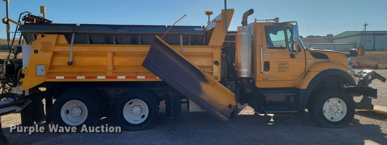 image for item KU9031 2010 International  Work Star 7600 SFA dump truck