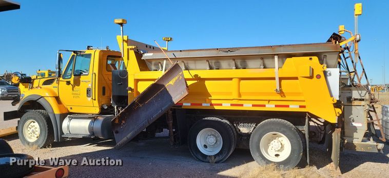 image for item KU9031 2010 International  Work Star 7600 SFA dump truck