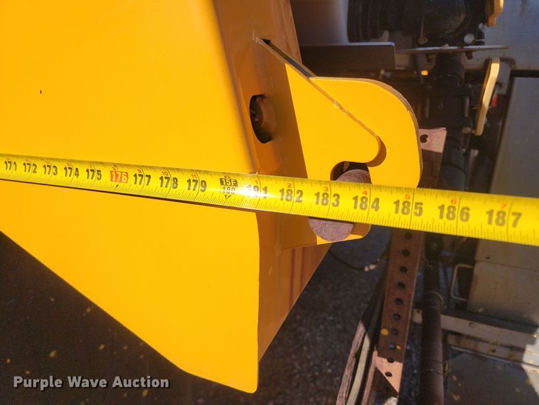 image for item KU9031 2010 International  Work Star 7600 SFA dump truck