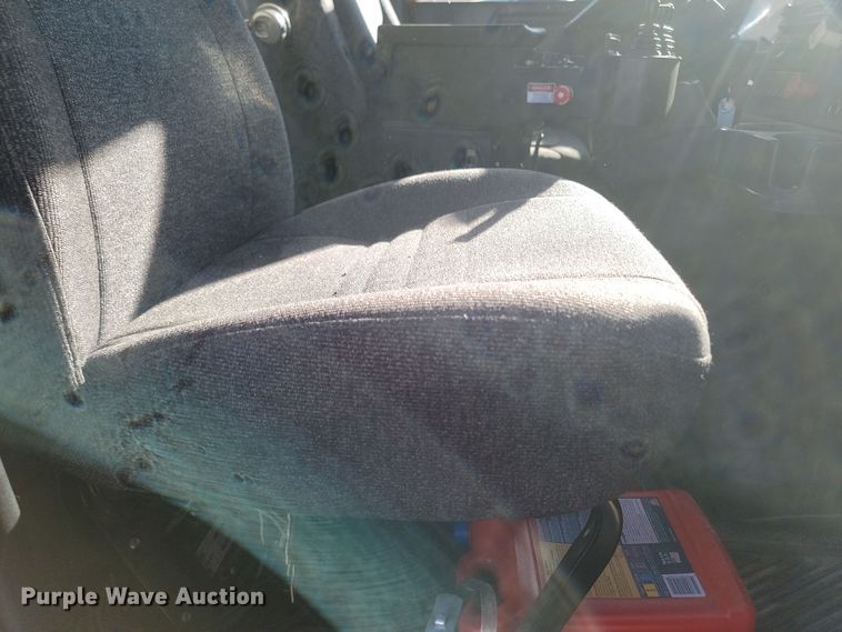 image for item KU9031 2010 International  Work Star 7600 SFA dump truck