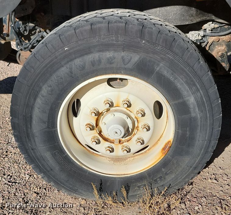 image for item KU9031 2010 International  Work Star 7600 SFA dump truck