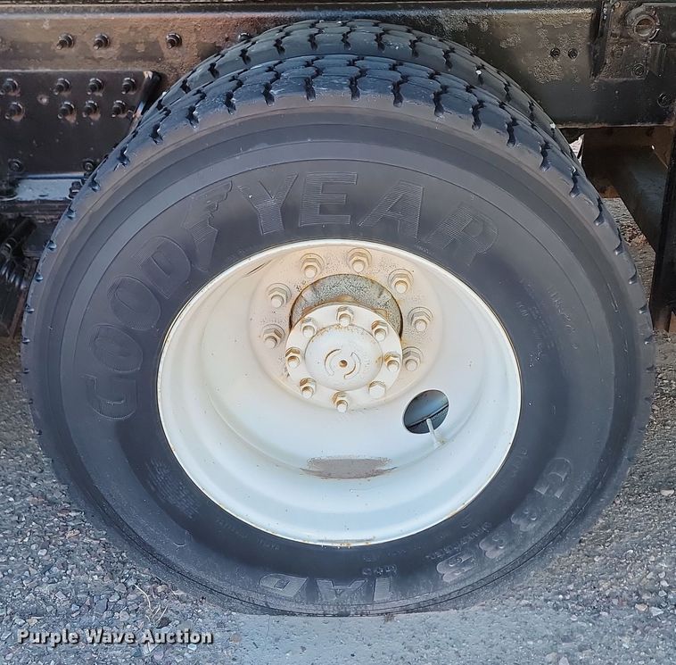 image for item KU9031 2010 International  Work Star 7600 SFA dump truck