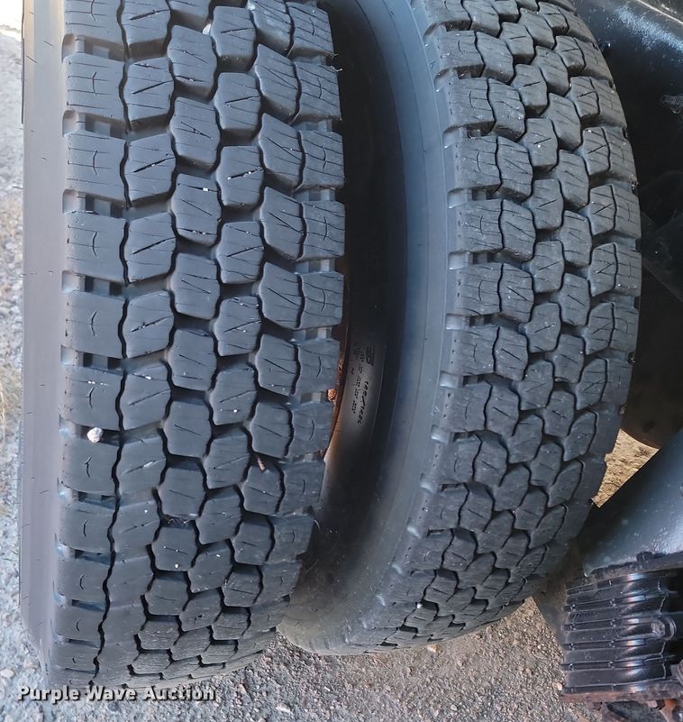 image for item KU9031 2010 International  Work Star 7600 SFA dump truck