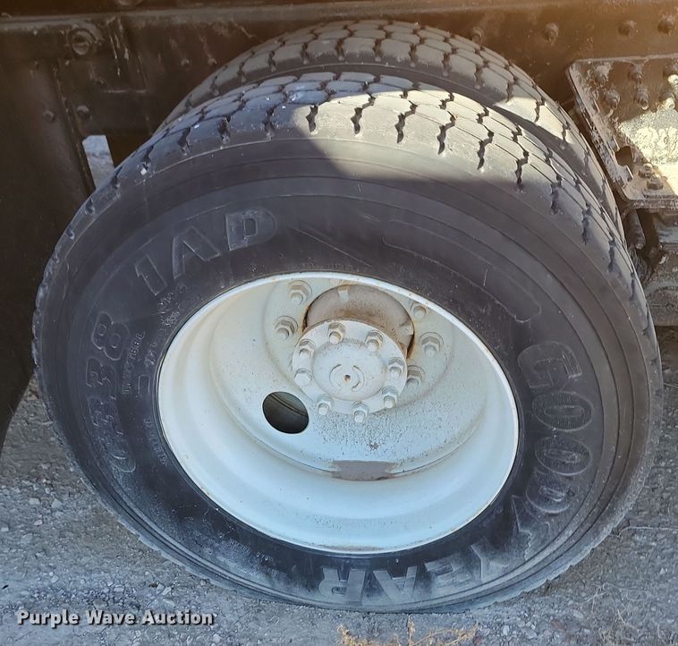 image for item KU9031 2010 International  Work Star 7600 SFA dump truck