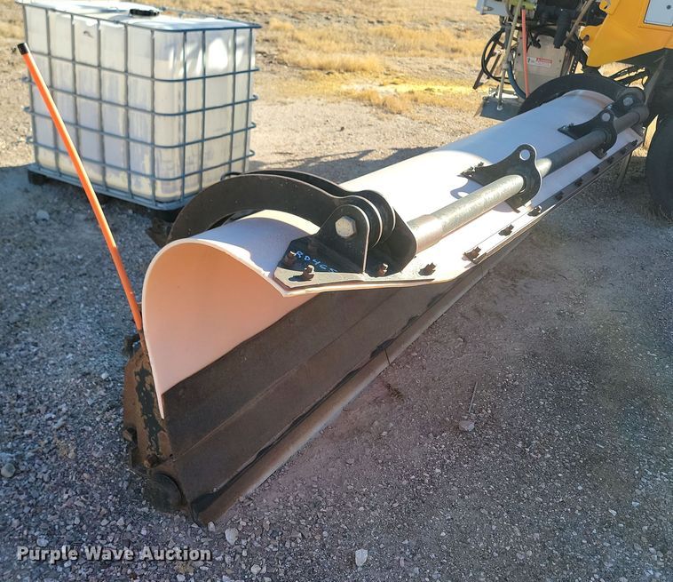 image for item KU9031 2010 International  Work Star 7600 SFA dump truck