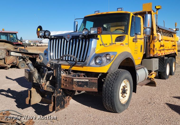 image for item KU9032 2011 International WorkStar 7600 SFA dump truck