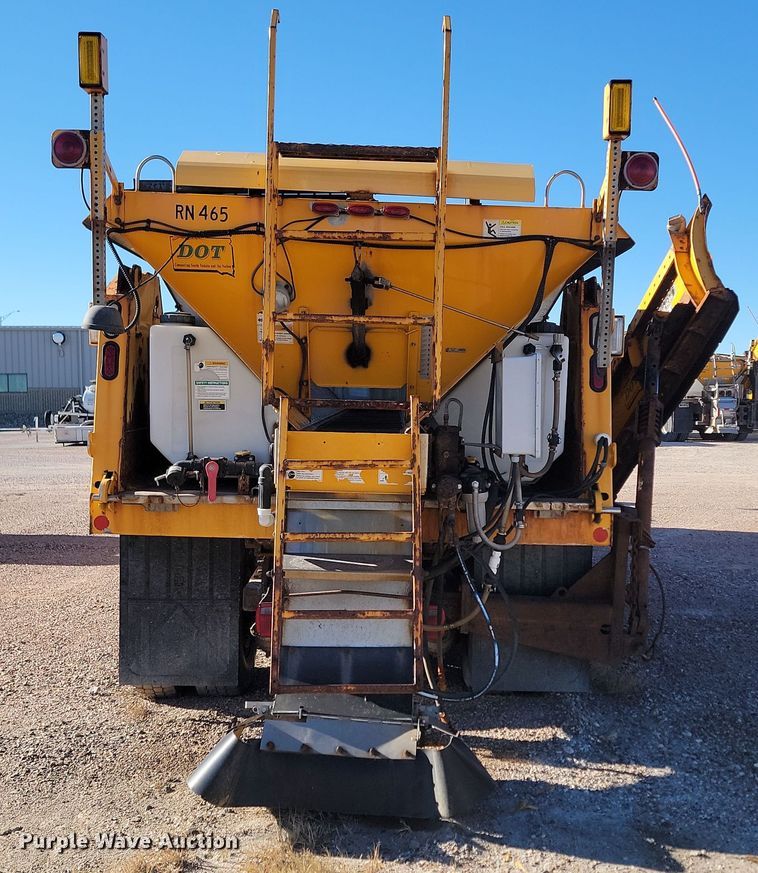 image for item KU9032 2011 International WorkStar 7600 SFA dump truck