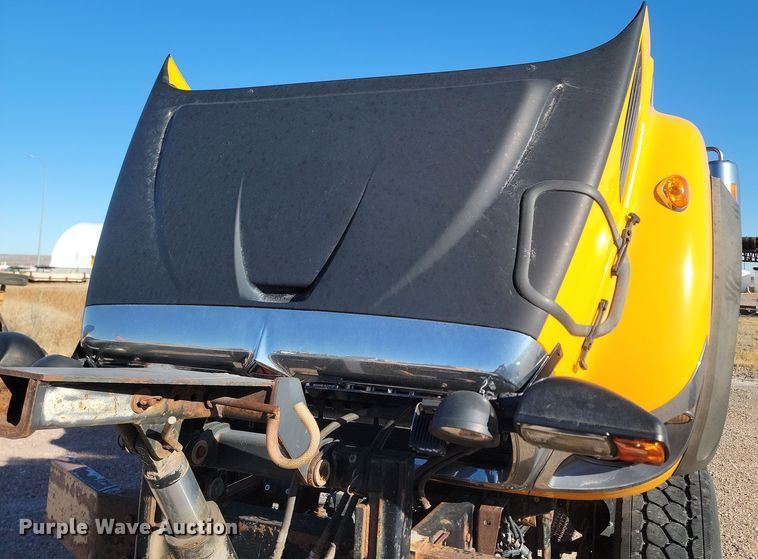 image for item KU9032 2011 International WorkStar 7600 SFA dump truck