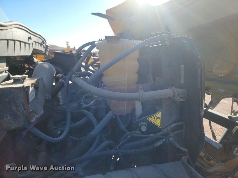 image for item KU9032 2011 International WorkStar 7600 SFA dump truck