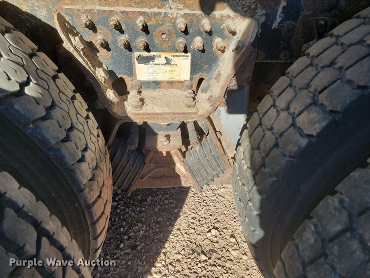 image for item KU9032 2011 International WorkStar 7600 SFA dump truck