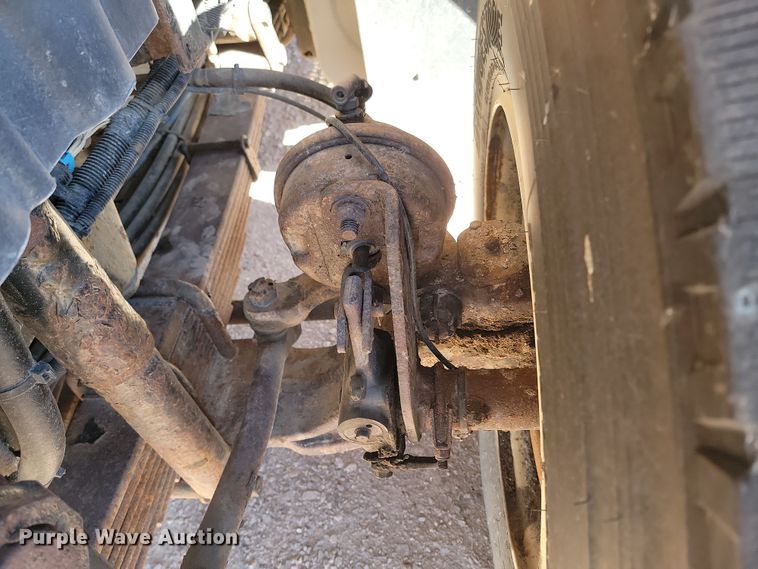 image for item KU9032 2011 International WorkStar 7600 SFA dump truck