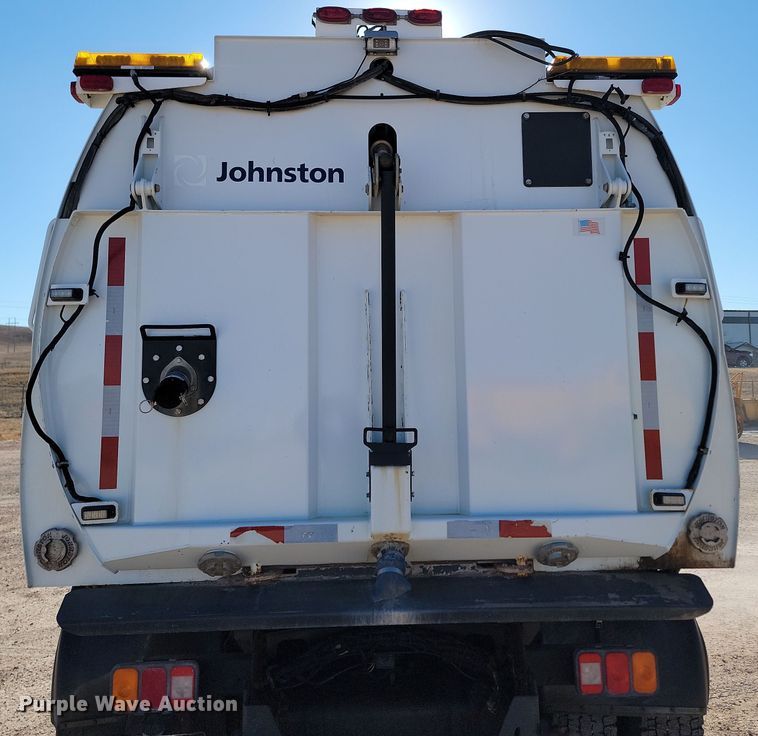 image for item KU9033 2006 Freightliner  Johnson FC-80 street sweeper truck