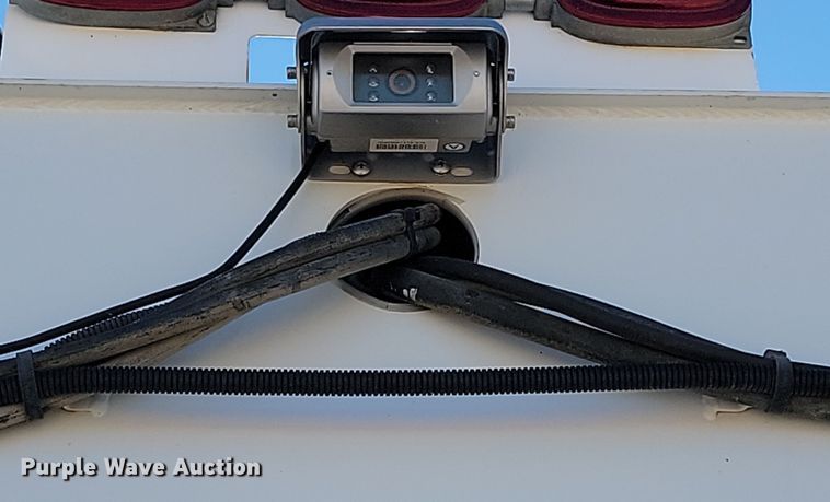 image for item KU9033 2006 Freightliner  Johnson FC-80 street sweeper truck