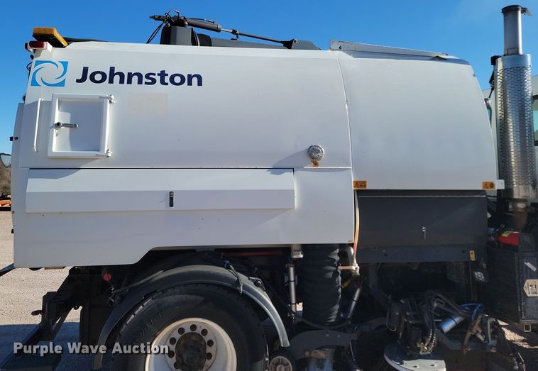 image for item KU9033 2006 Freightliner  Johnson FC-80 street sweeper truck