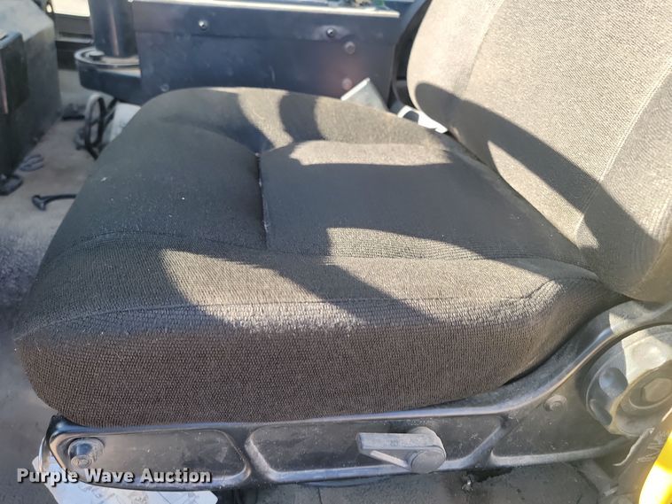 image for item KU9033 2006 Freightliner  Johnson FC-80 street sweeper truck