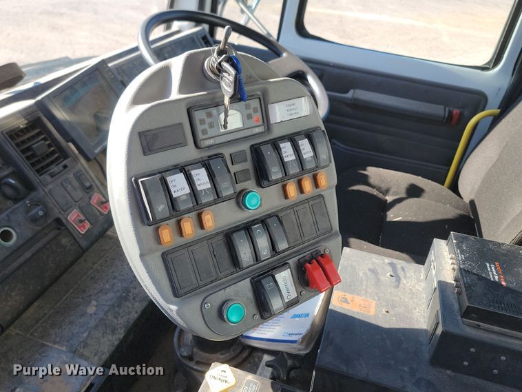 image for item KU9033 2006 Freightliner  Johnson FC-80 street sweeper truck