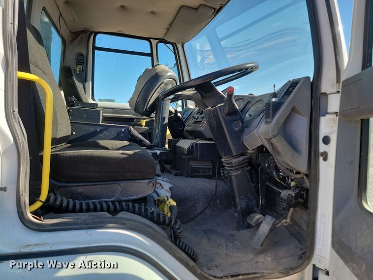 image for item KU9033 2006 Freightliner  Johnson FC-80 street sweeper truck