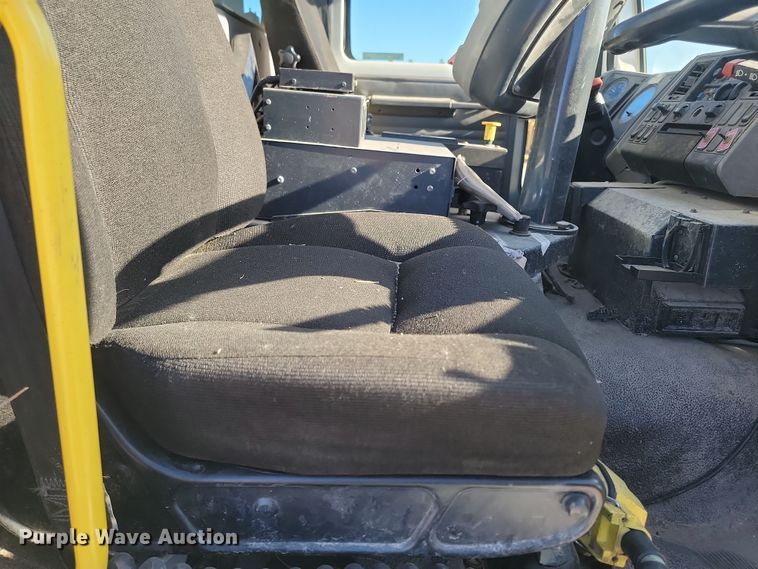 image for item KU9033 2006 Freightliner  Johnson FC-80 street sweeper truck