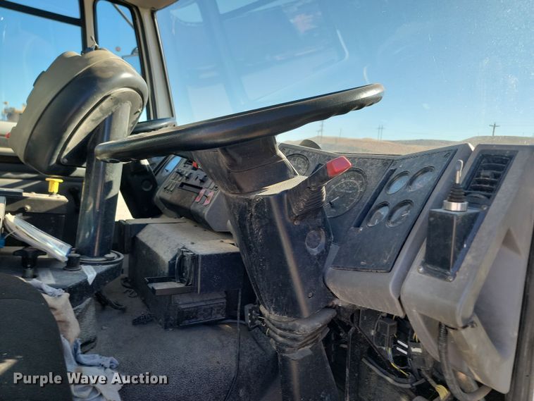 image for item KU9033 2006 Freightliner  Johnson FC-80 street sweeper truck