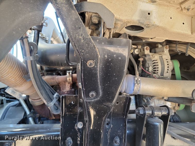 image for item KU9033 2006 Freightliner  Johnson FC-80 street sweeper truck