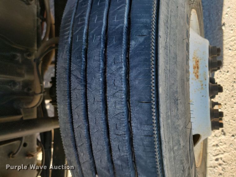 image for item KU9033 2006 Freightliner  Johnson FC-80 street sweeper truck