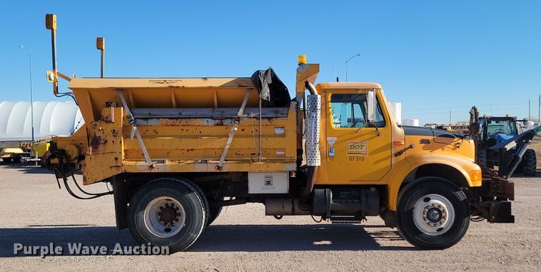 image for item KU9035 1995 International  4700 dump truck