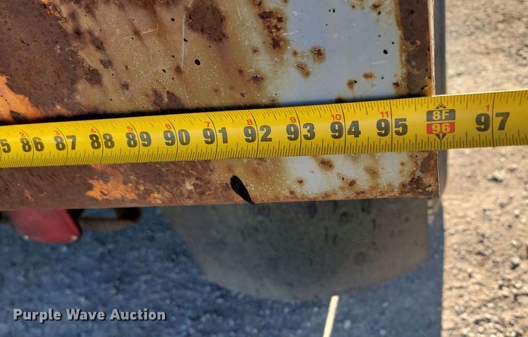 image for item KU9035 1995 International  4700 dump truck