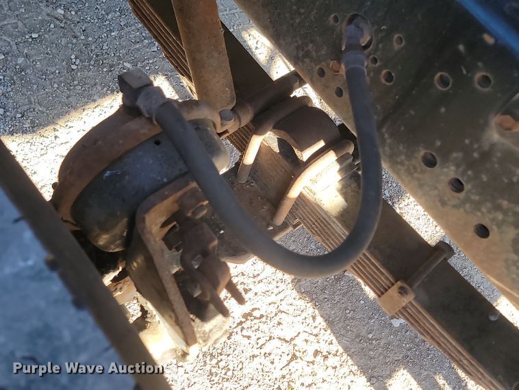 image for item KU9035 1995 International  4700 dump truck