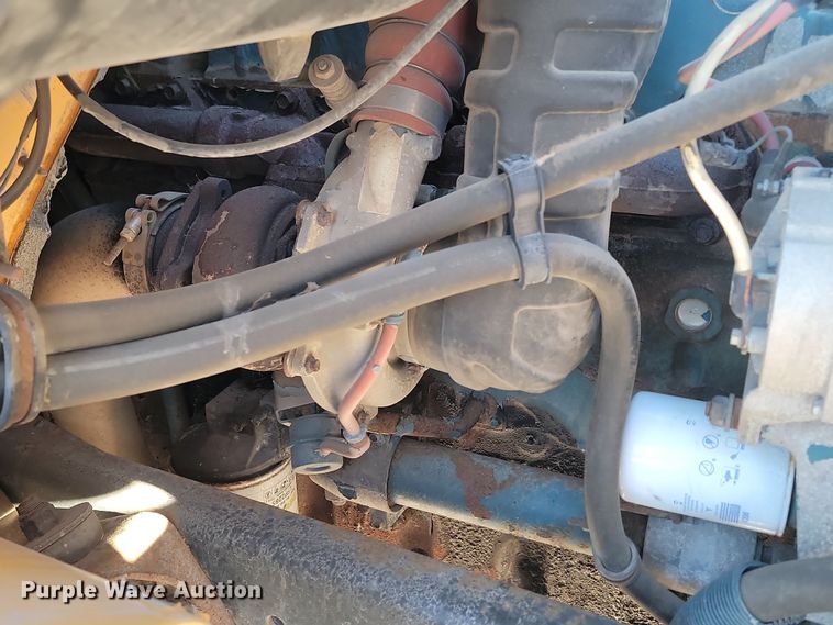 image for item KU9035 1995 International  4700 dump truck