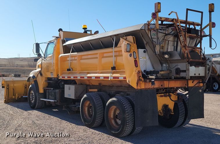 image for item KU9036 2002 Sterling LT9500 dump truck