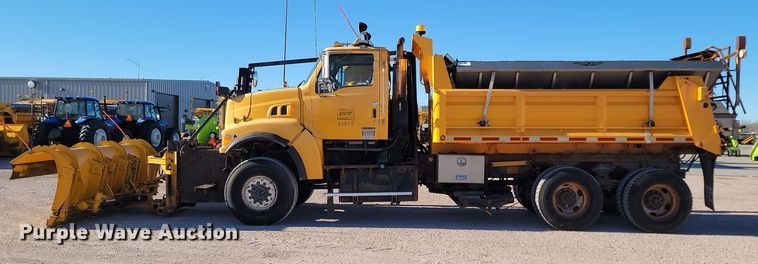 image for item KU9036 2002 Sterling LT9500 dump truck