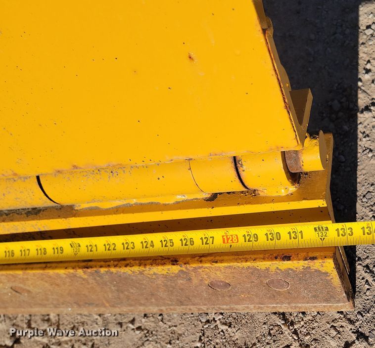 image for item KU9036 2002 Sterling LT9500 dump truck