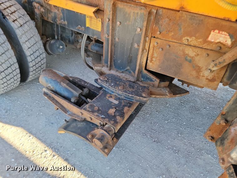 image for item KU9036 2002 Sterling LT9500 dump truck