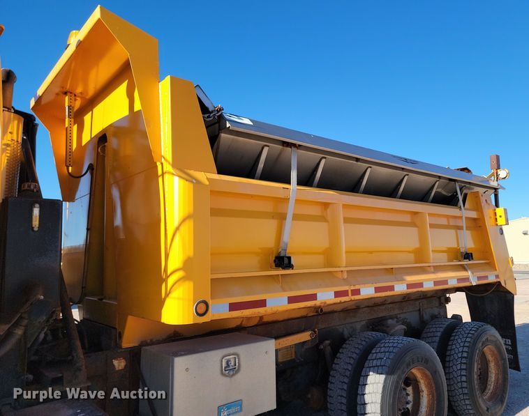 image for item KU9036 2002 Sterling LT9500 dump truck