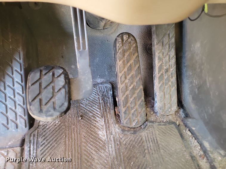 image for item KU9036 2002 Sterling LT9500 dump truck