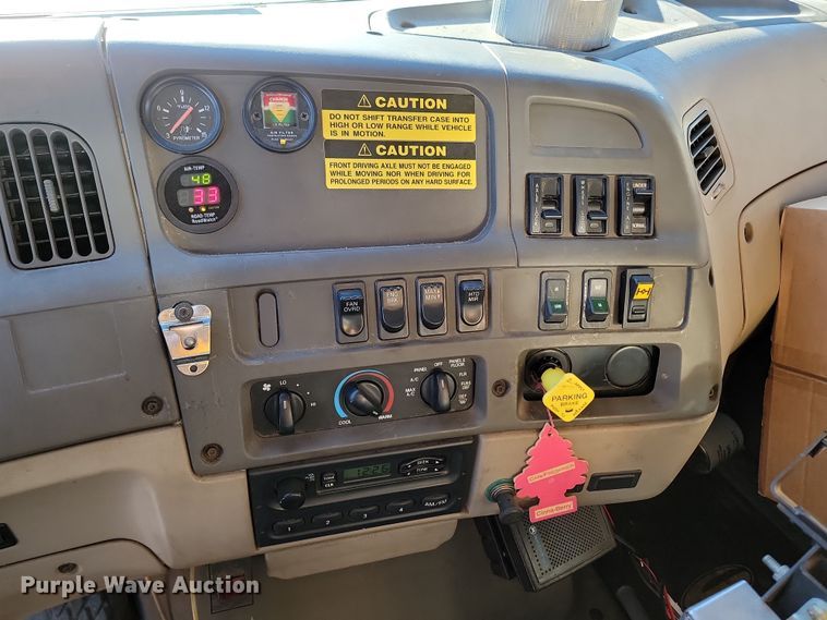 image for item KU9036 2002 Sterling LT9500 dump truck