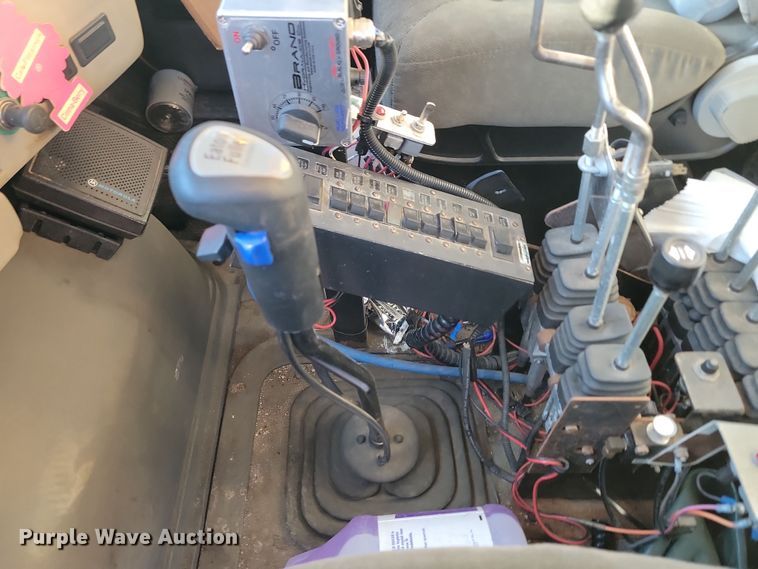 image for item KU9036 2002 Sterling LT9500 dump truck