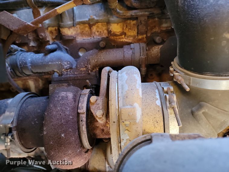 image for item KU9036 2002 Sterling LT9500 dump truck