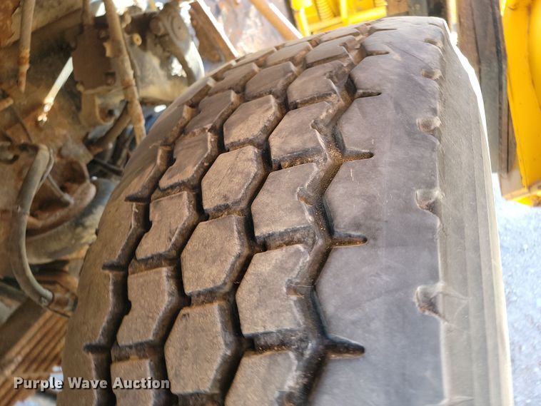 image for item KU9036 2002 Sterling LT9500 dump truck