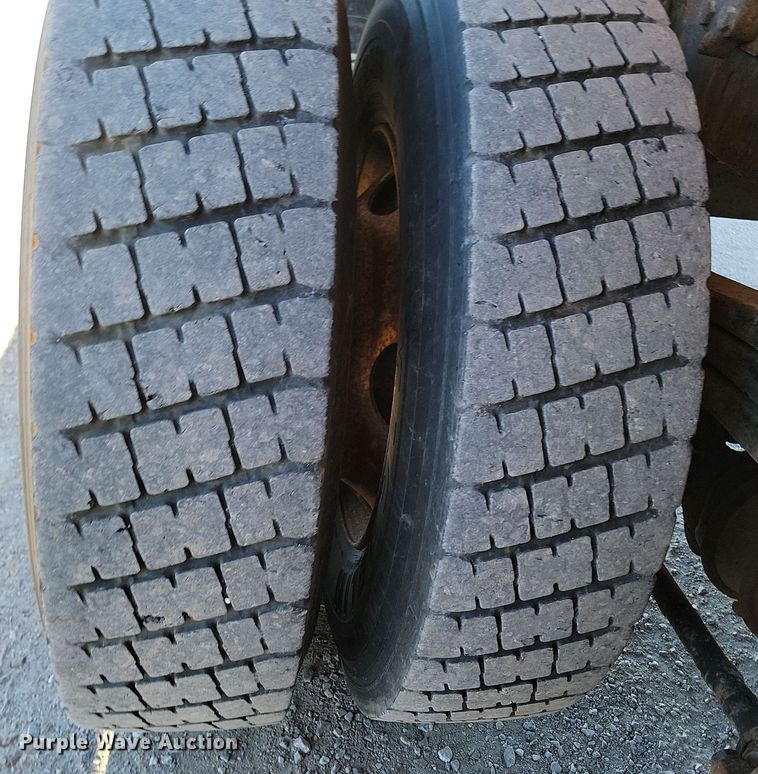 image for item KU9036 2002 Sterling LT9500 dump truck