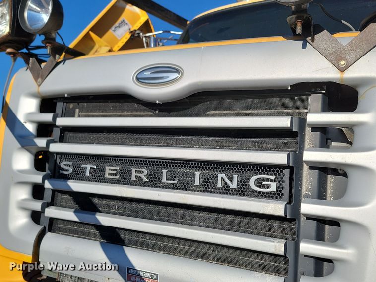 image for item KU9036 2002 Sterling LT9500 dump truck