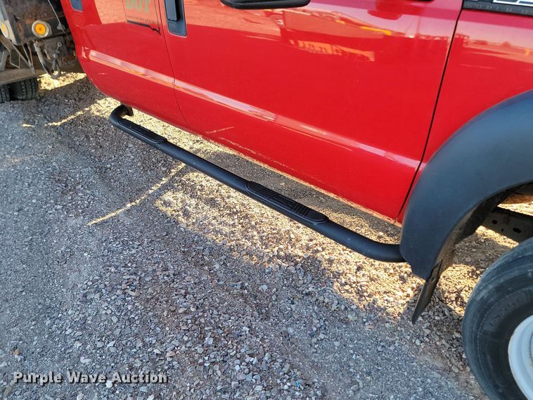 image for item KU9037 2011 Ford  F550 Super Duty XL bucket truck