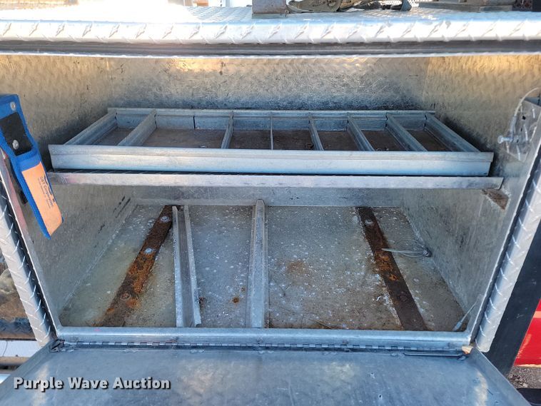 image for item KU9037 2011 Ford  F550 Super Duty XL bucket truck