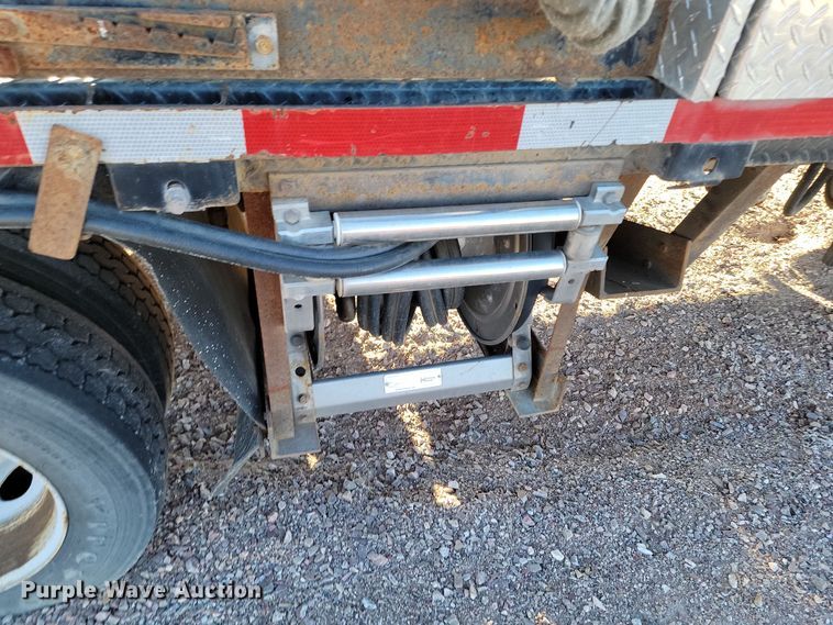 image for item KU9037 2011 Ford  F550 Super Duty XL bucket truck